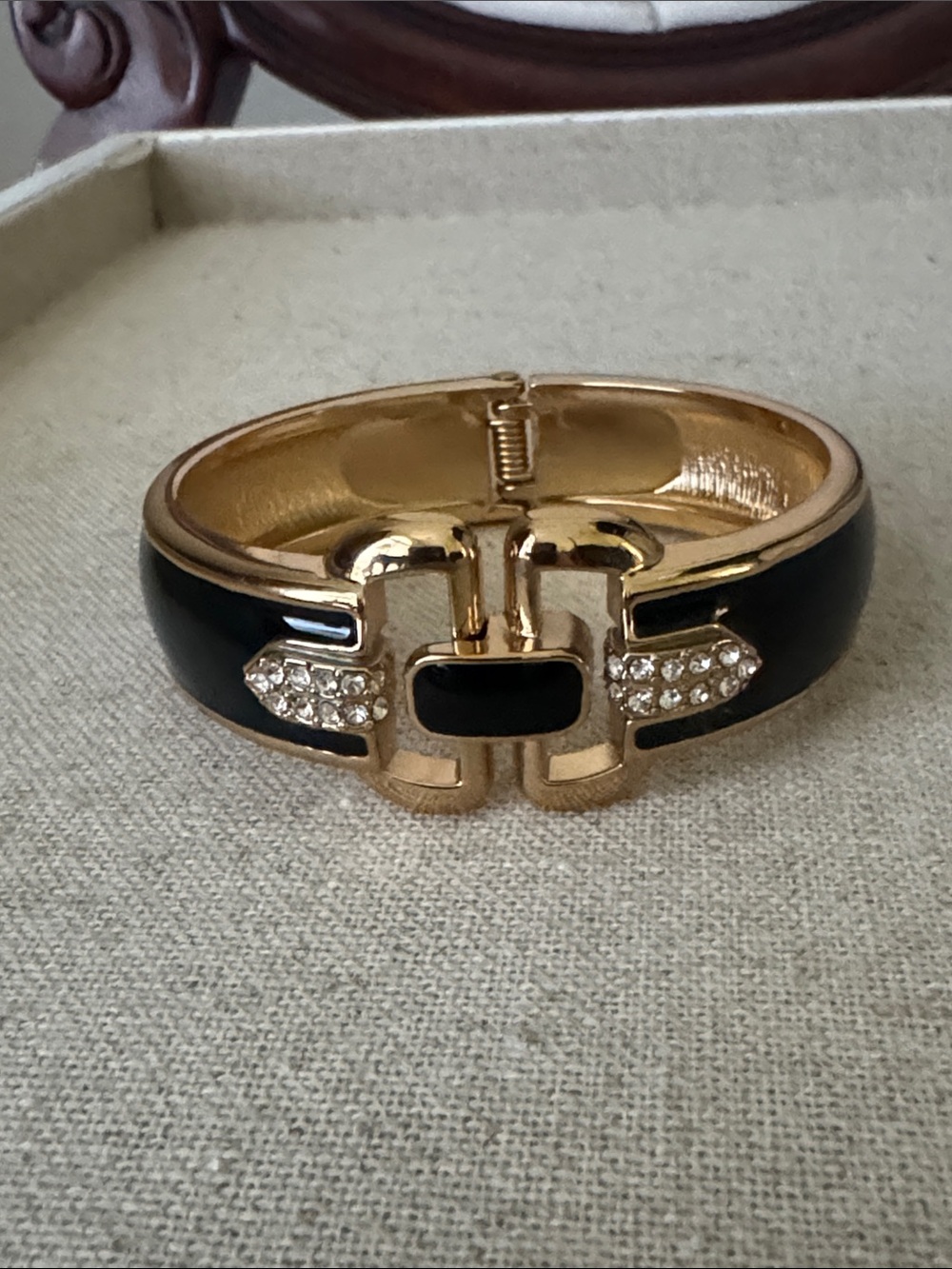 Stella & Dot Duchess Bracelet - Picture 2 of 2